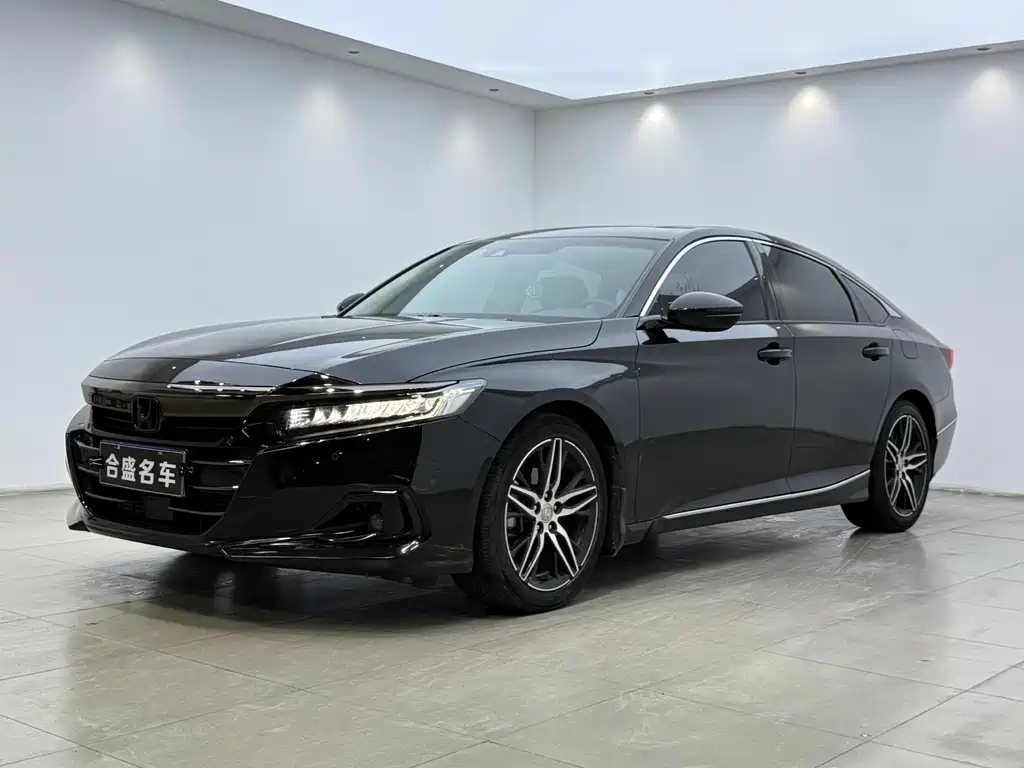 Honda Accord 2022 — фото 1