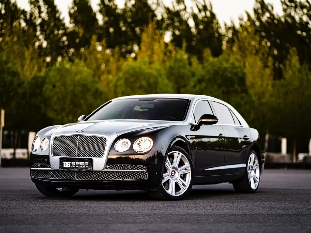 Bentley Flying Spur 2014 — фото 1