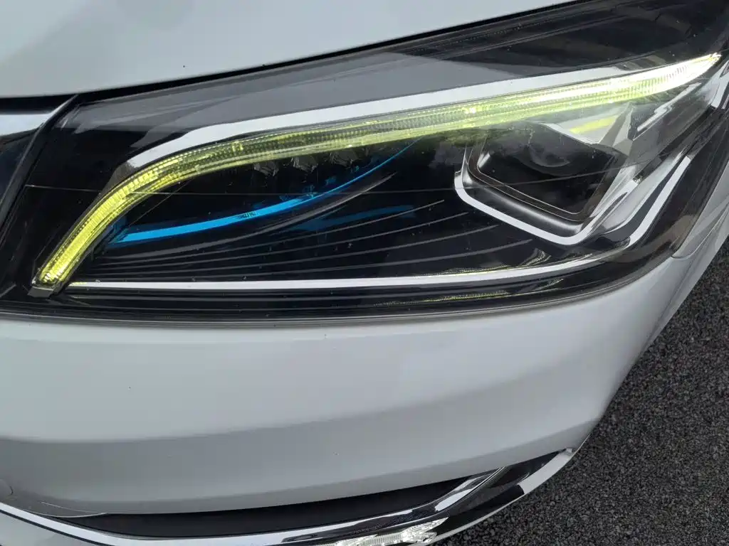 Geely Emgrand 2019 — фото 18