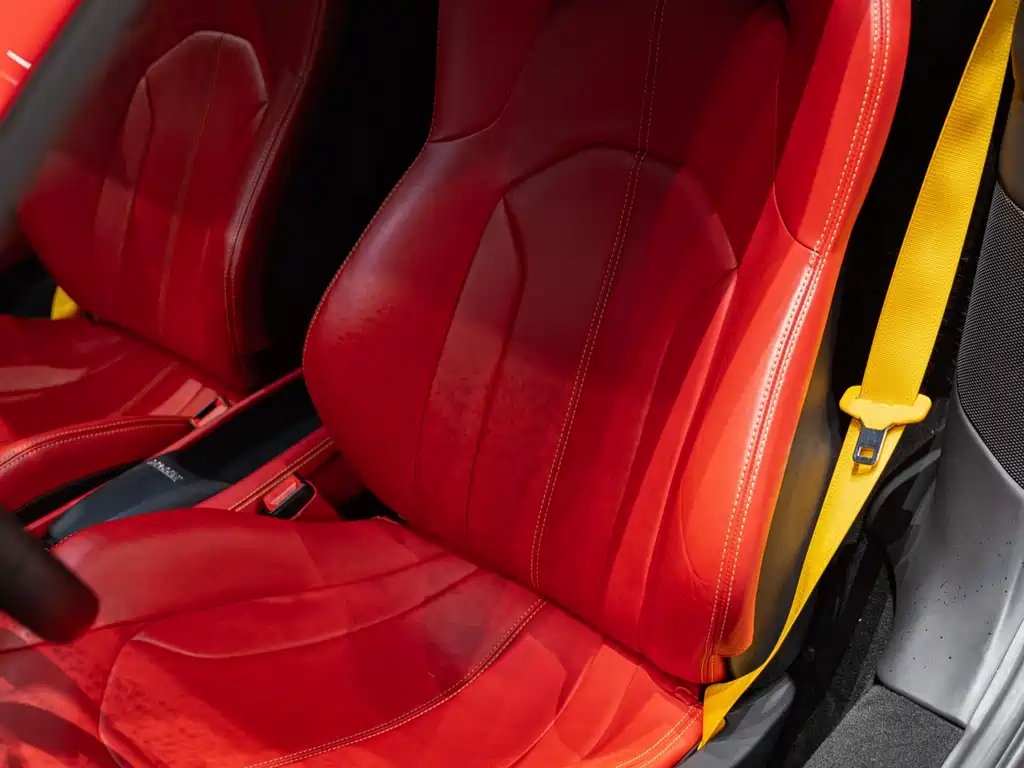 Ferrari F8 2020 — фото 15