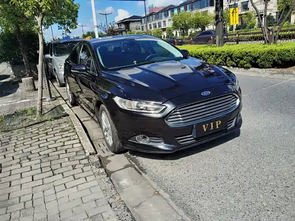 Ford Mondeo 2015