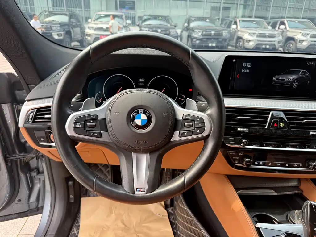 BMW 6 Series GT 2019 — фото 8