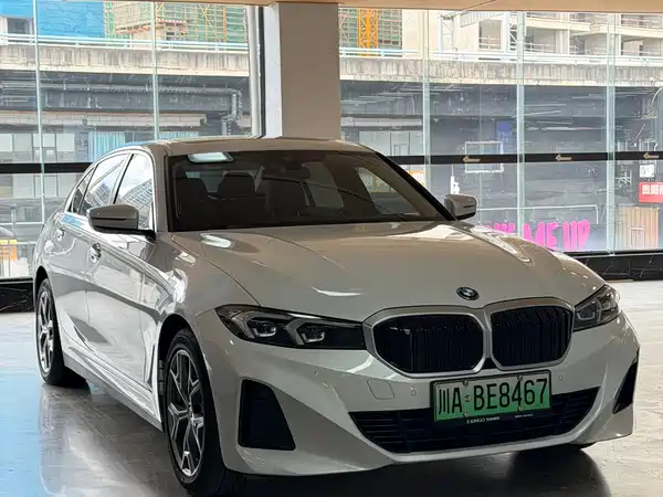 BMW i3 2024