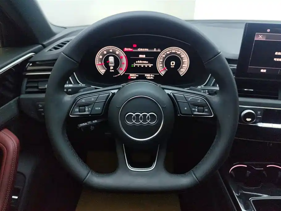 Audi A4L 2023 — фото 15