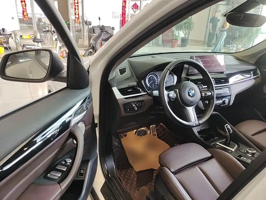BMW X1 2021 — фото 16