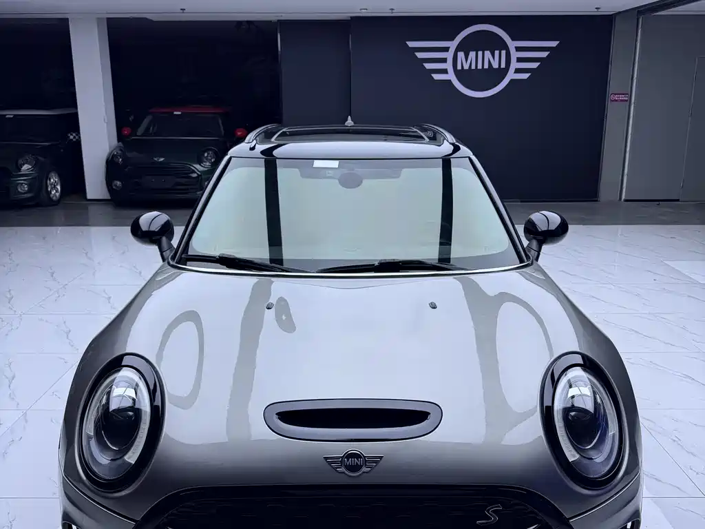 MINI Clubman 2016 — фото 10