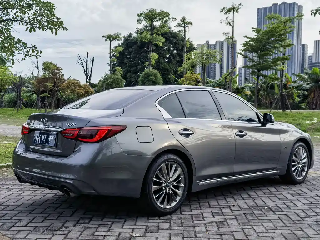 Infiniti Q50L 2018 — фото 7
