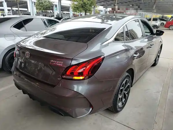 MG MG5 2021