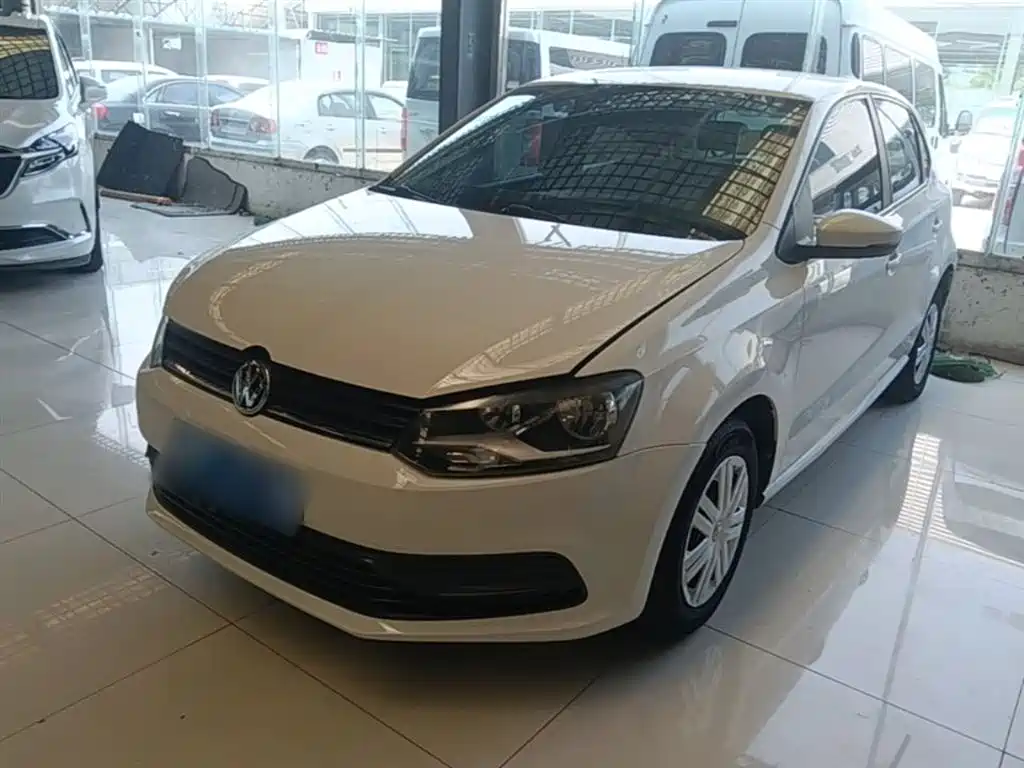 Volkswagen Polo 2017 — фото 1