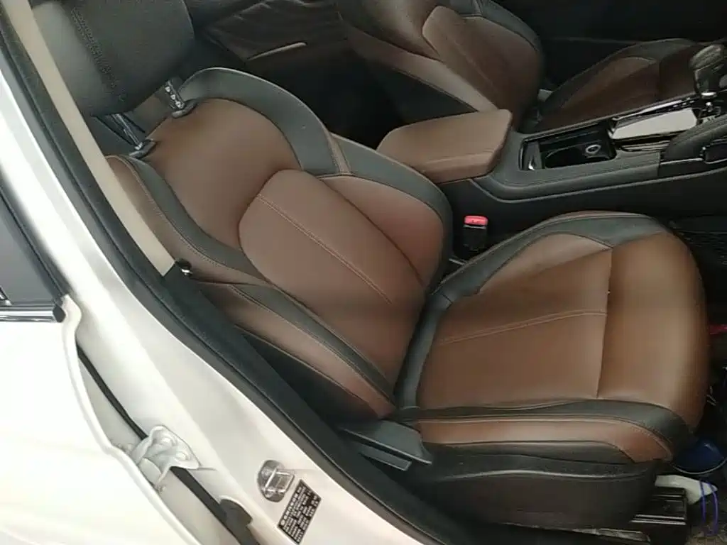 Dongfeng Fengshen AX7 2018 — фото 25