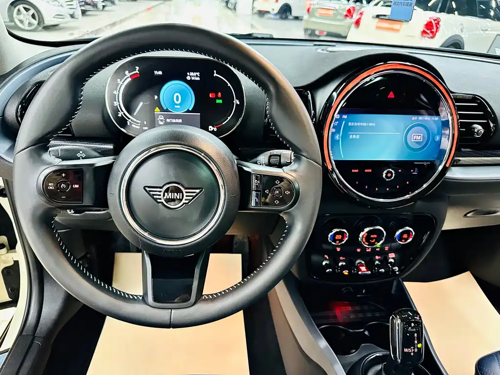 MINI Clubman 2021 — фото 44