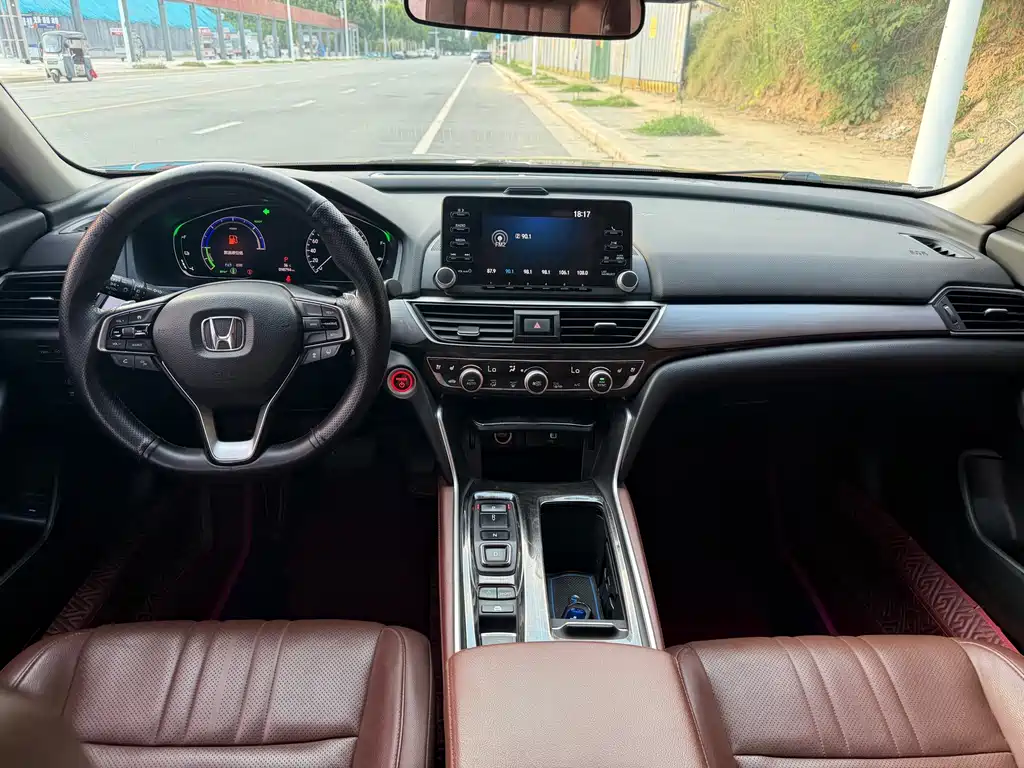 Honda Inspire 2020