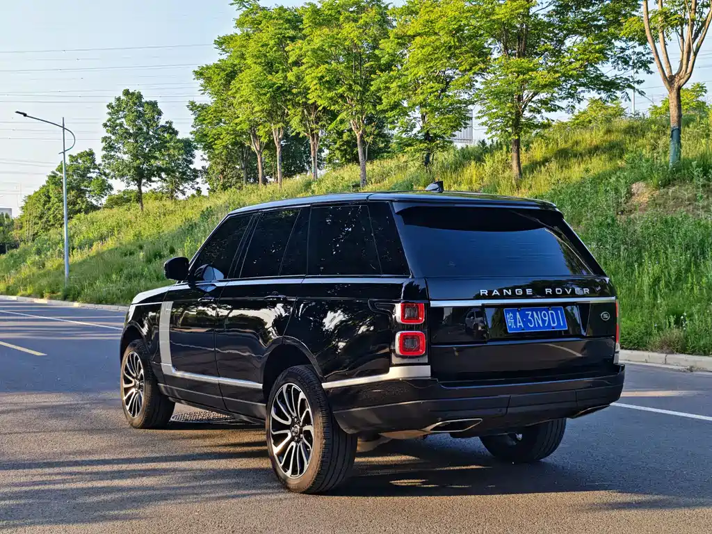 Land Rover Range Rover 2018 — фото 9