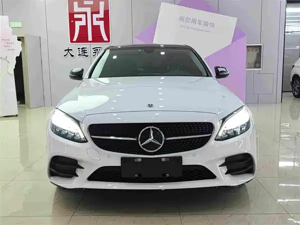 Mercedes-Benz C-Class 2021