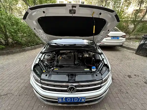 Volkswagen Bora 2023