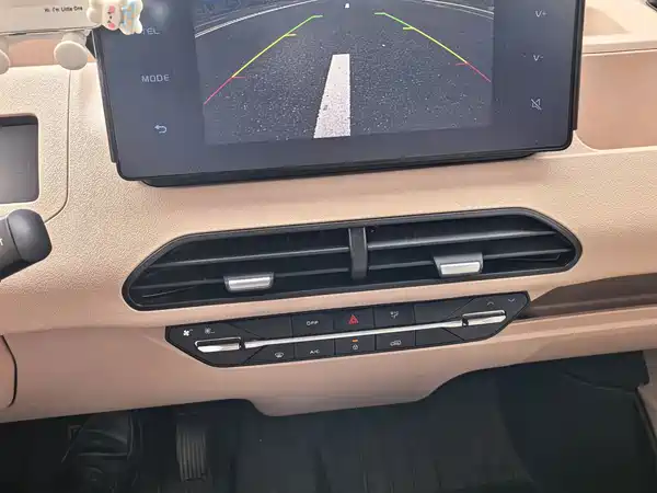 Geely Galaxy Panda 2024