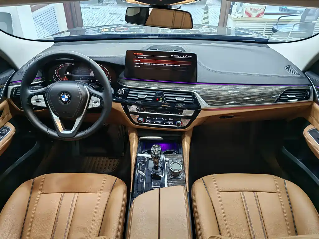 BMW 6 Series GT 2021 — фото 10