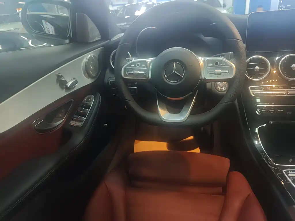 Mercedes-Benz C-Class 2020 — фото 9