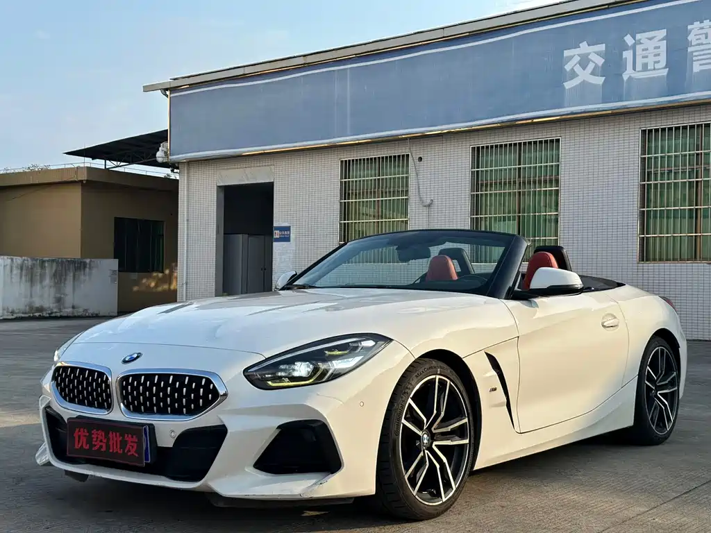 BMW Z4 2020 — фото 1
