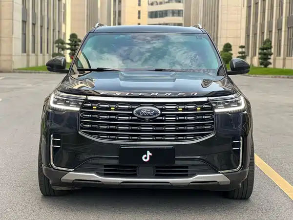 Ford Explorer 2024