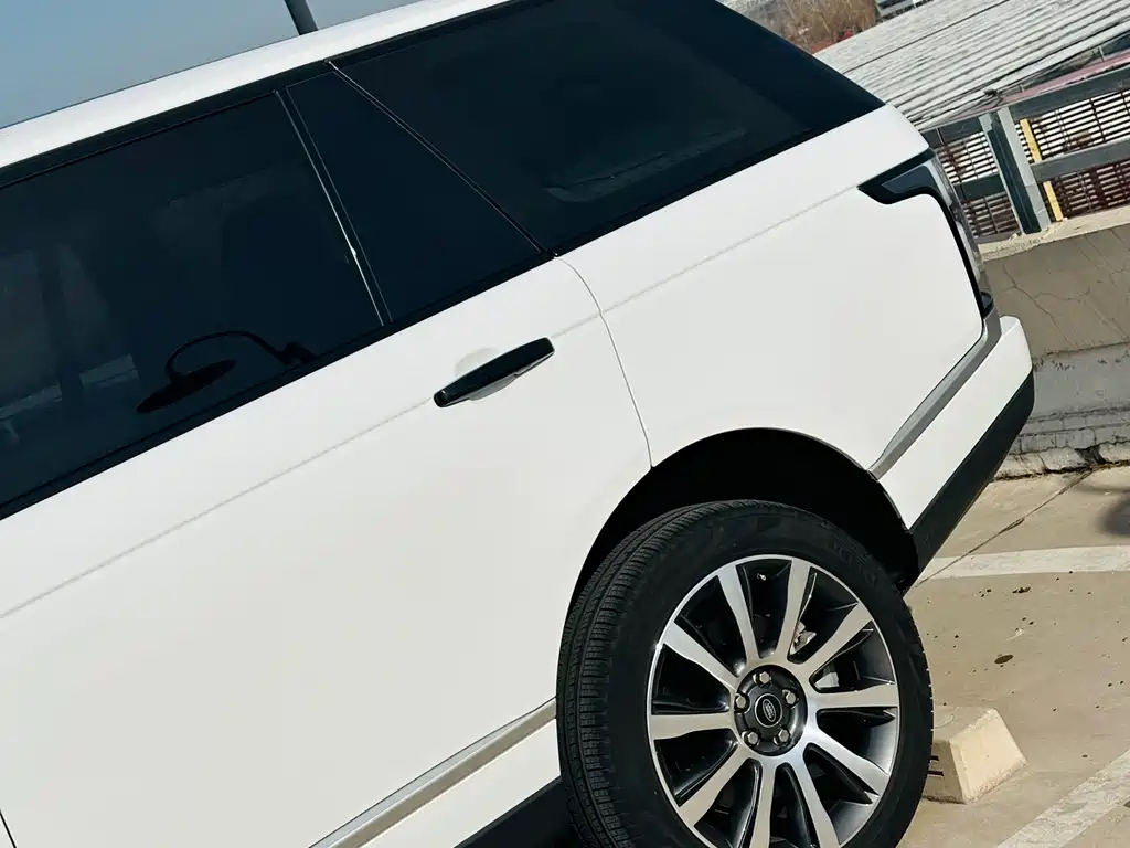 Land Rover Range Rover 2016 — фото 9