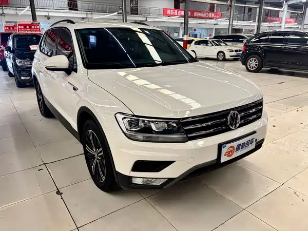 Volkswagen Tiguan L 2020