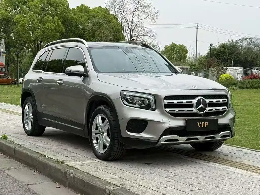 Mercedes-Benz GLB 2022