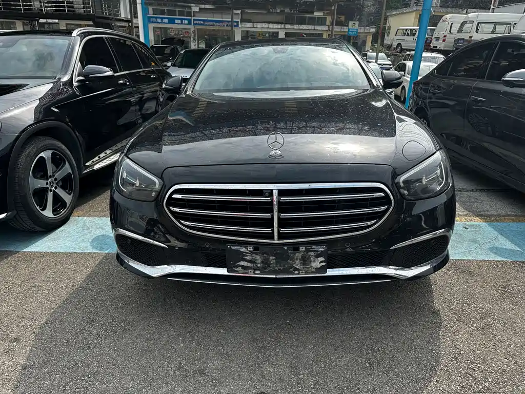 Mercedes-Benz E-Class 2023 — фото 2