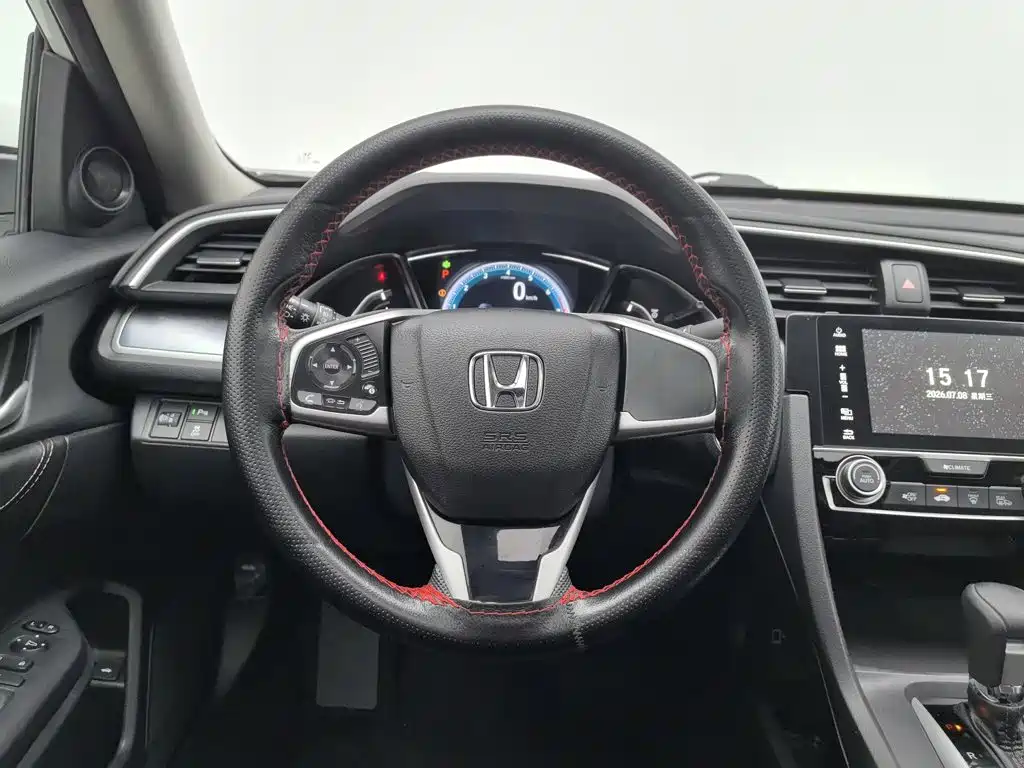 Honda Civic 2018 — фото 11
