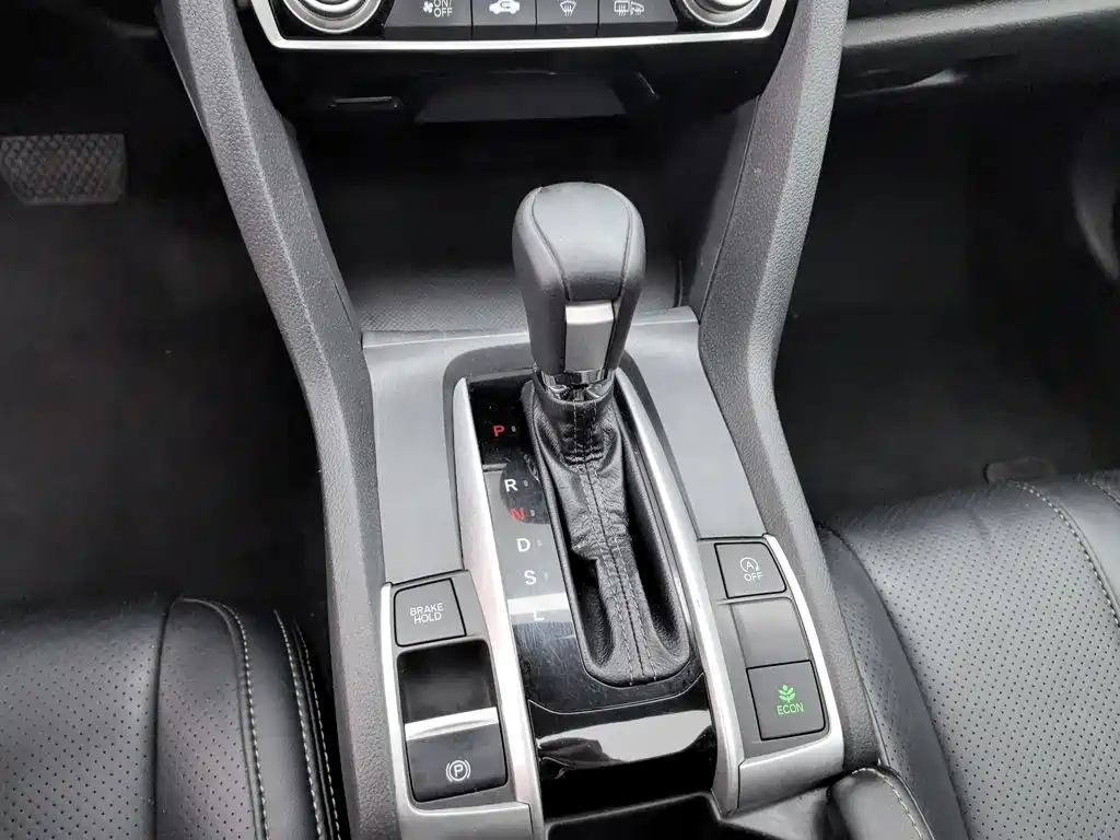 Honda Civic 2018 — фото 13