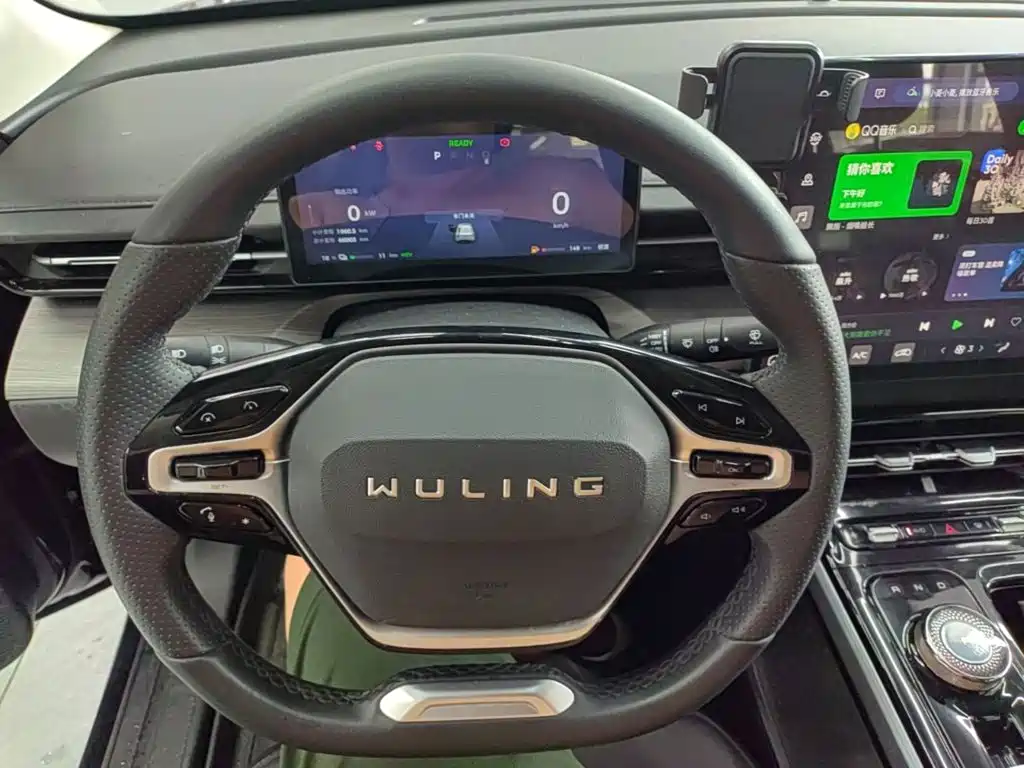 Wuling Starlight 2024 — фото 11