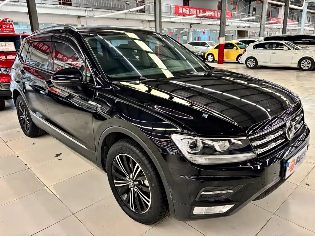 Volkswagen Tiguan L 2021 — фото 3