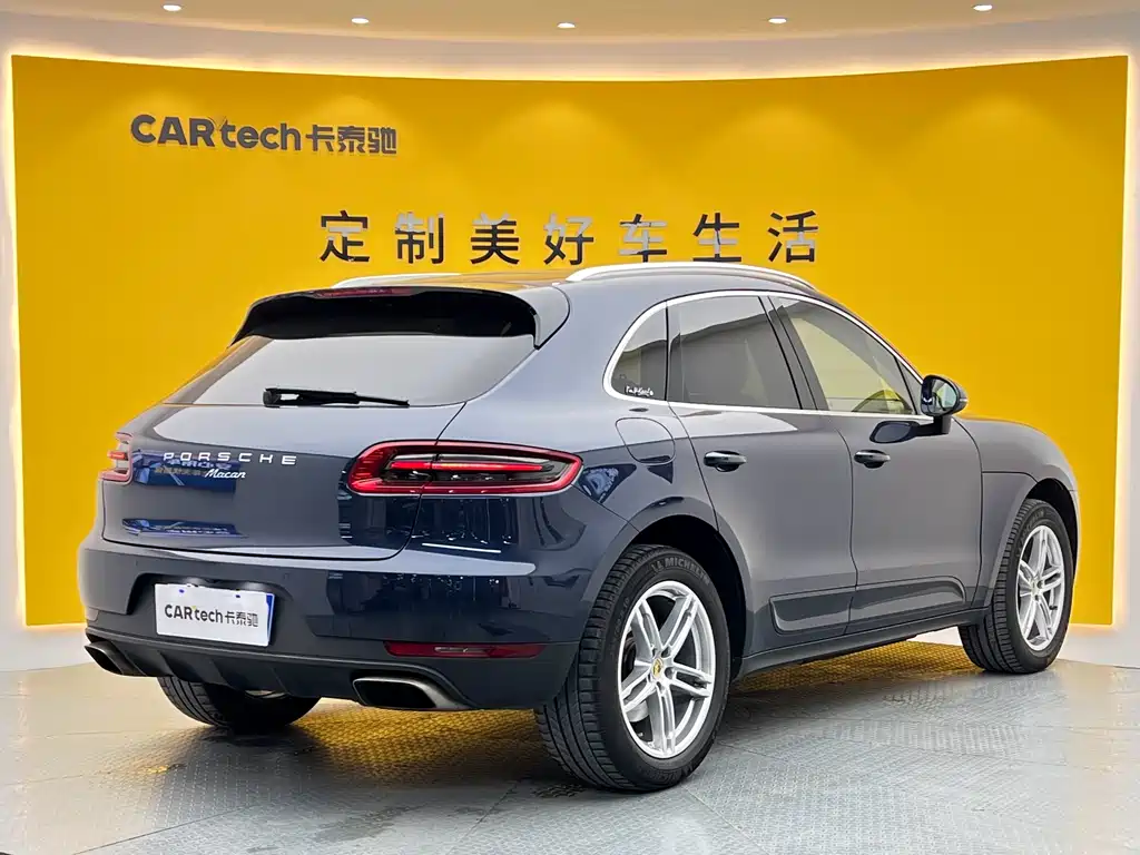 Porsche Macan 2015 — фото 31