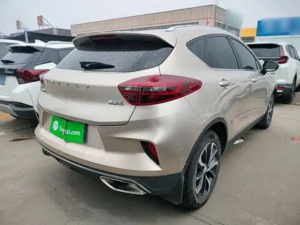 Geely Emgrand GS 2021