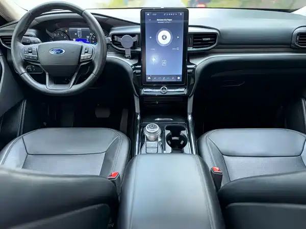 Ford Explorer 2021