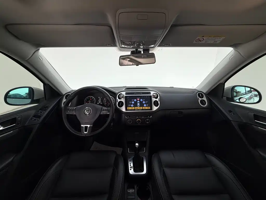 Volkswagen Tiguan 2019 — фото 11