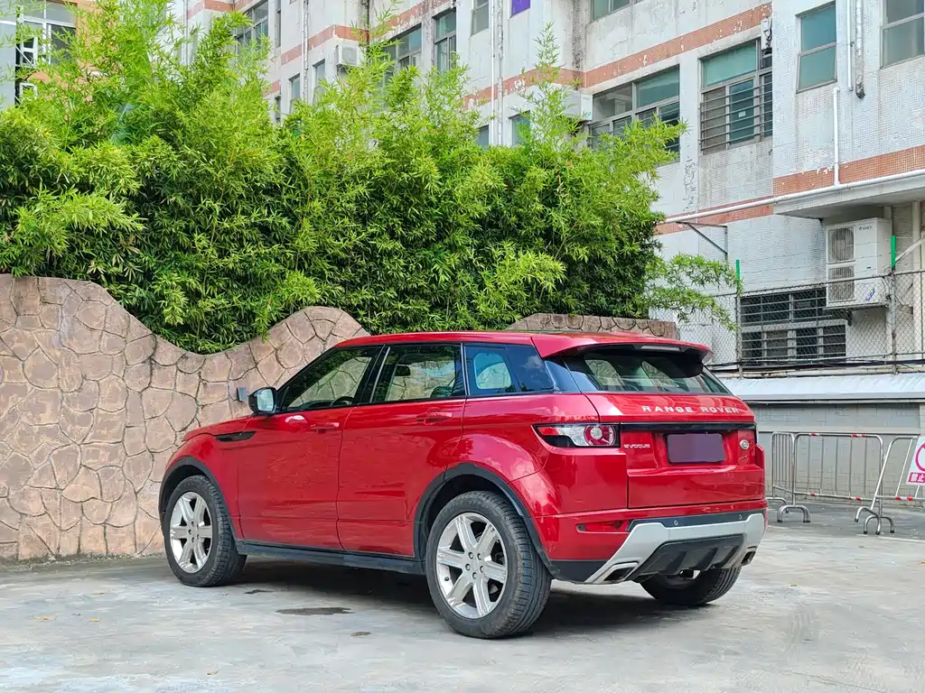 Land Rover Evoque 2015