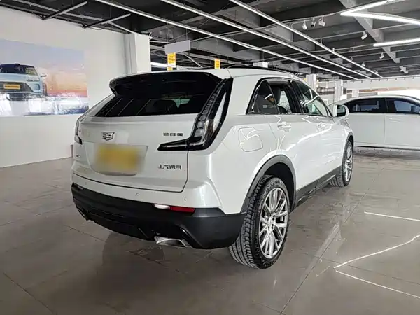 Cadillac XT4 2023