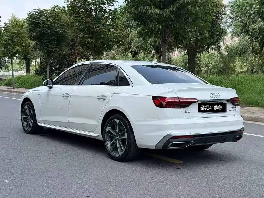 Audi A4L 2020 — фото 9
