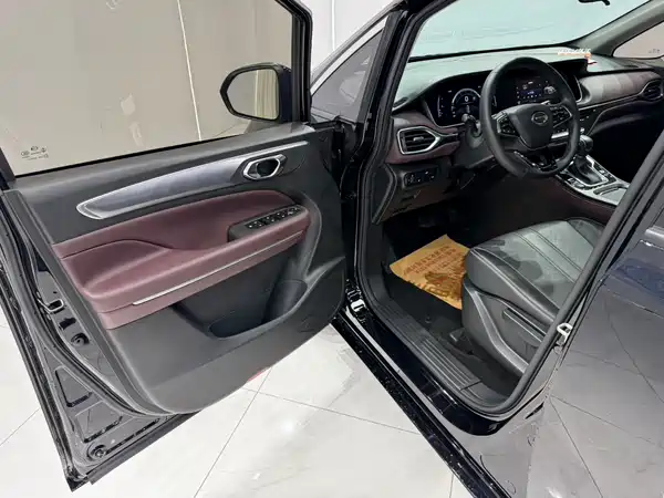 GAC Trumpchi M6 2022