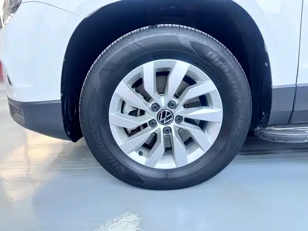 Volkswagen Tharu 2021