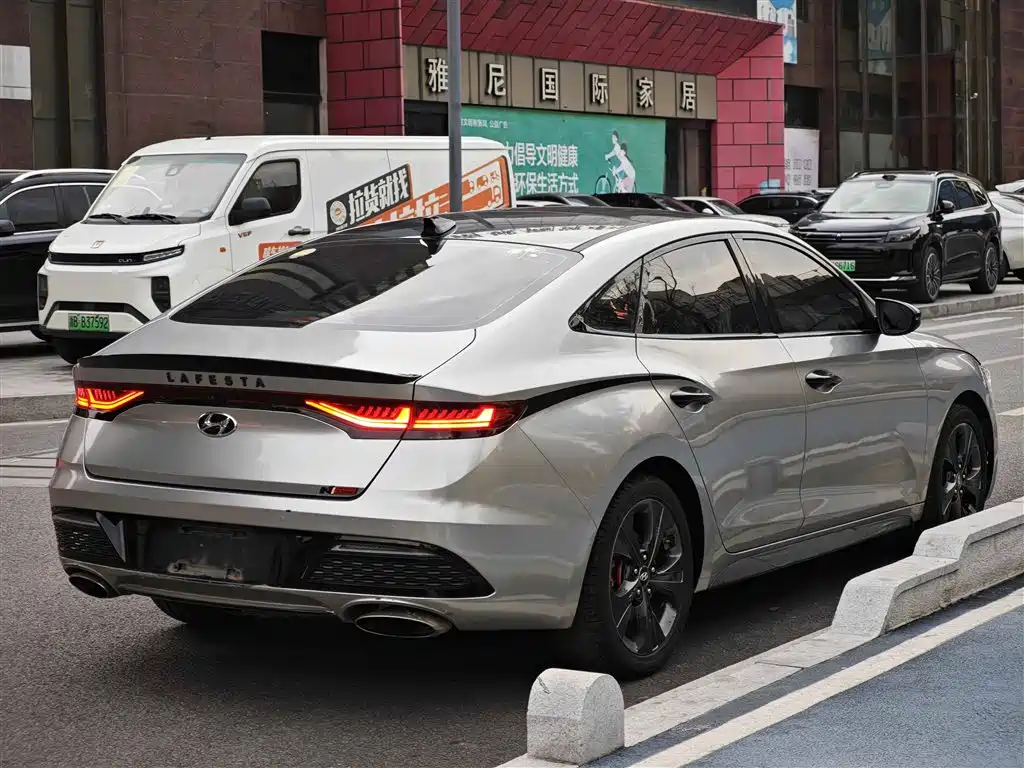 Hyundai Fista 2020 — фото 11