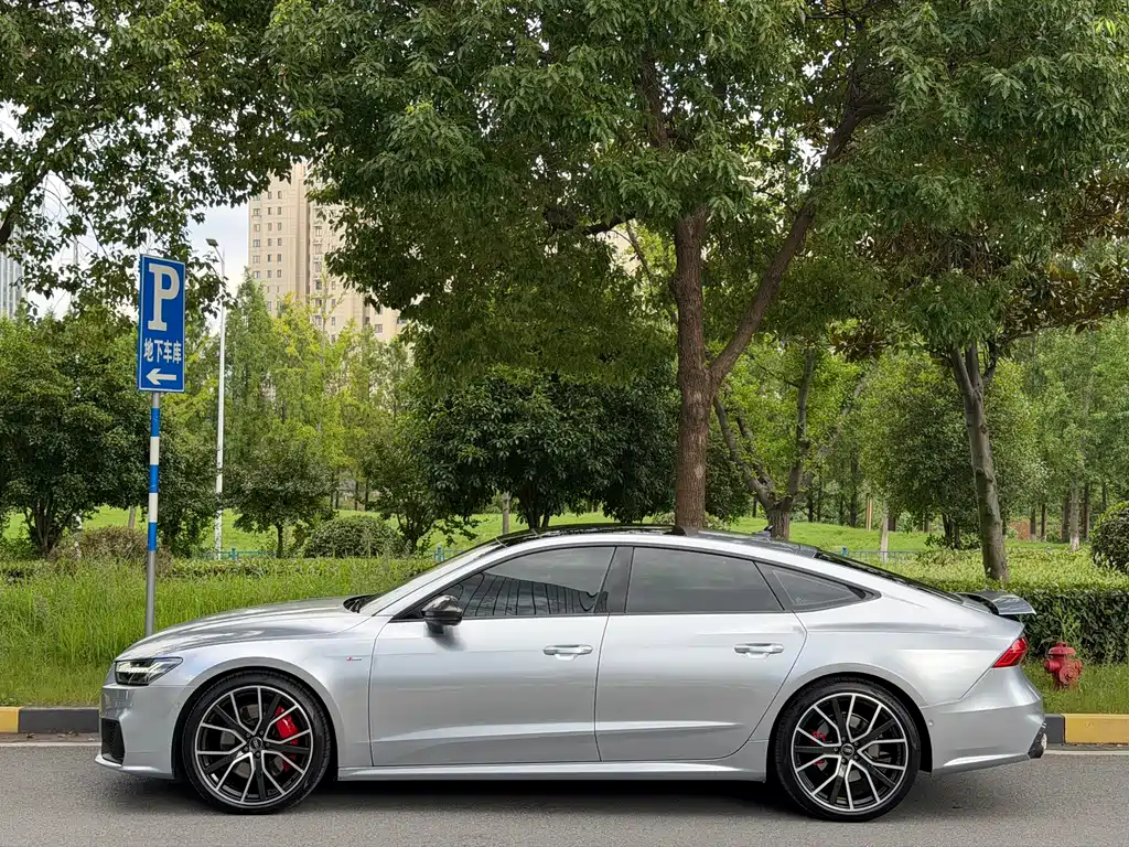 Audi A7 2023 — фото 3