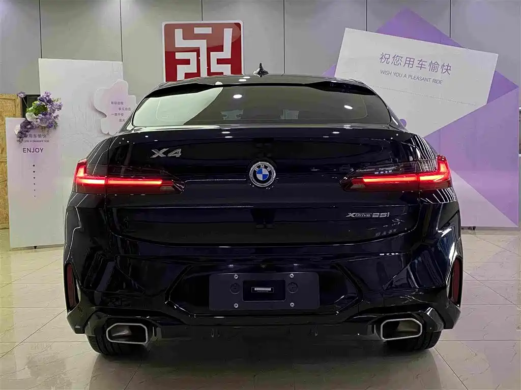 BMW X4 2022 — фото 16