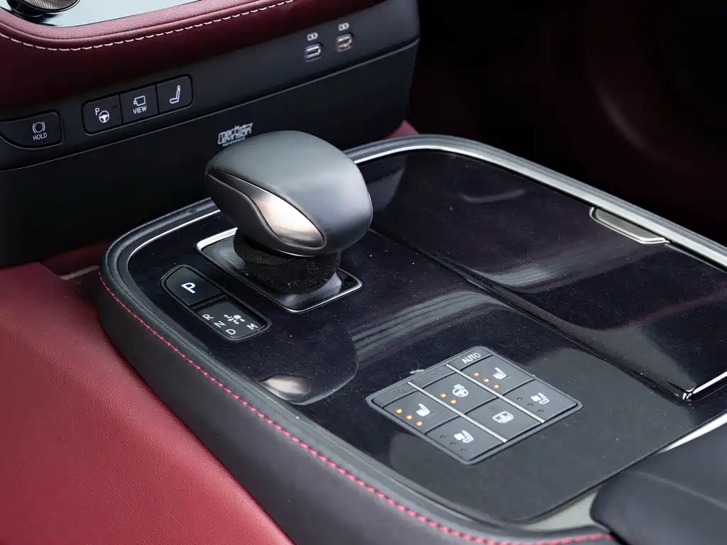 Lexus LS 2024 — фото 15