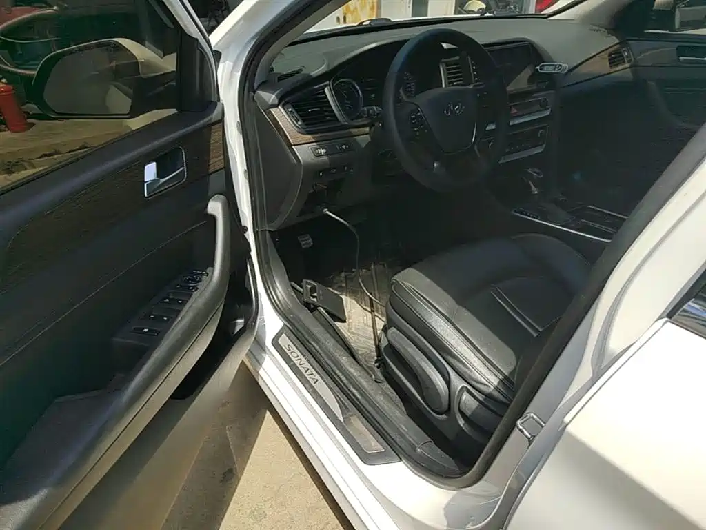 Hyundai Sonata PHEV 2019 — фото 16