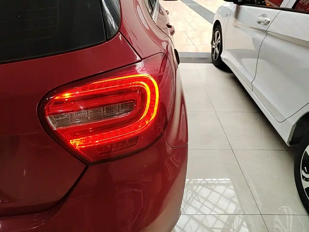 Mercedes-Benz A-Class 2014 — фото 8