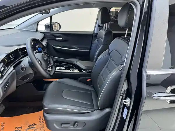 Hyundai Custin 2026