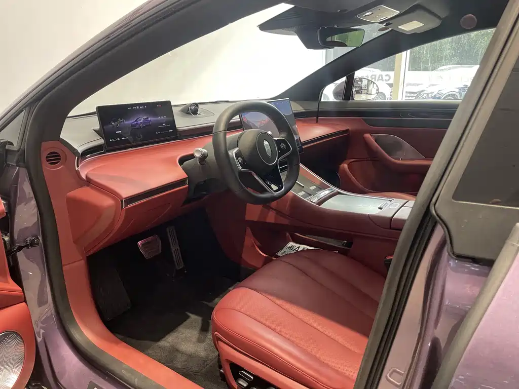 Luxeed Zhijie S7 2025