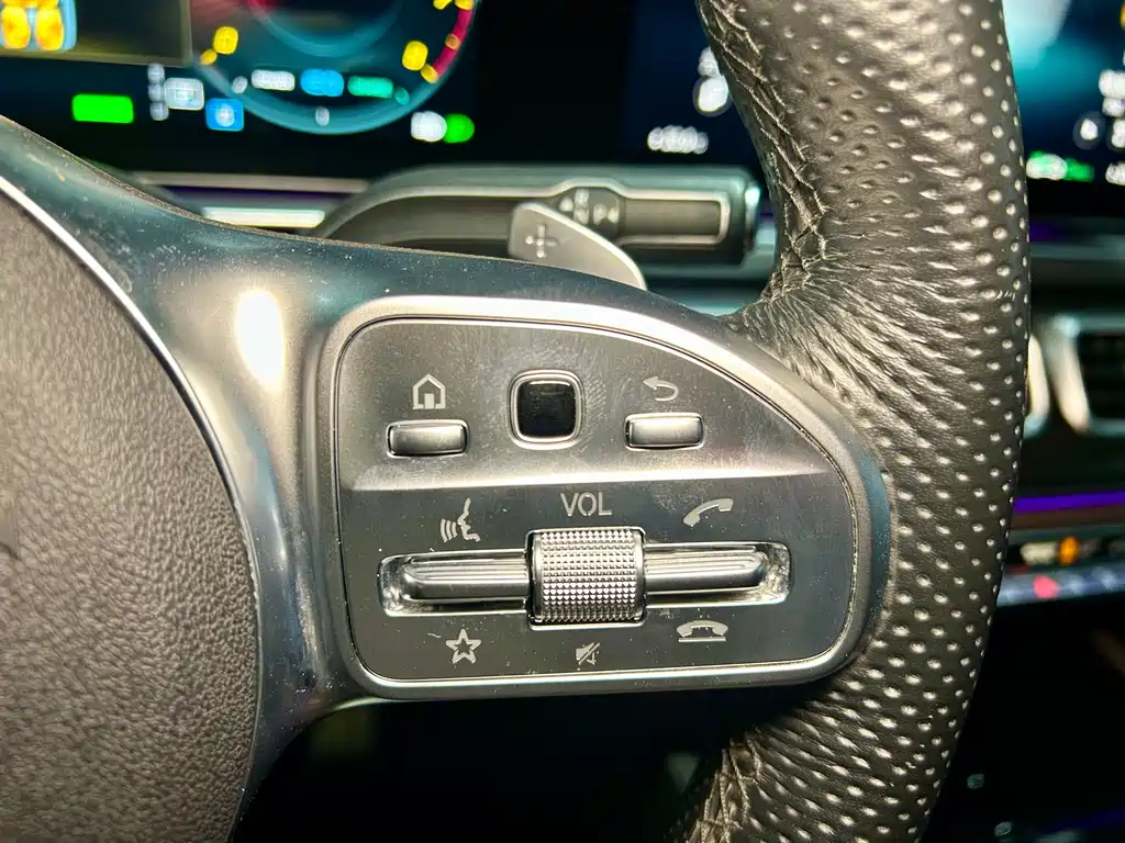 Mercedes-Benz GLS 2023 — фото 13